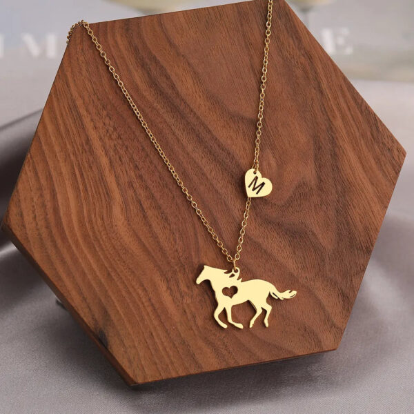 Colar de Cavalo Artesanal com Inicial [PROMOÇÃO ESPECIAL] - Imagem 7