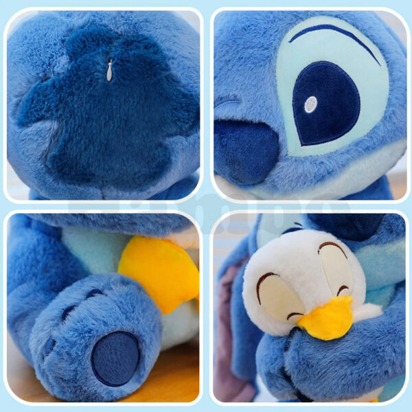 Stitch Abraçando Patinho - Imagem 3